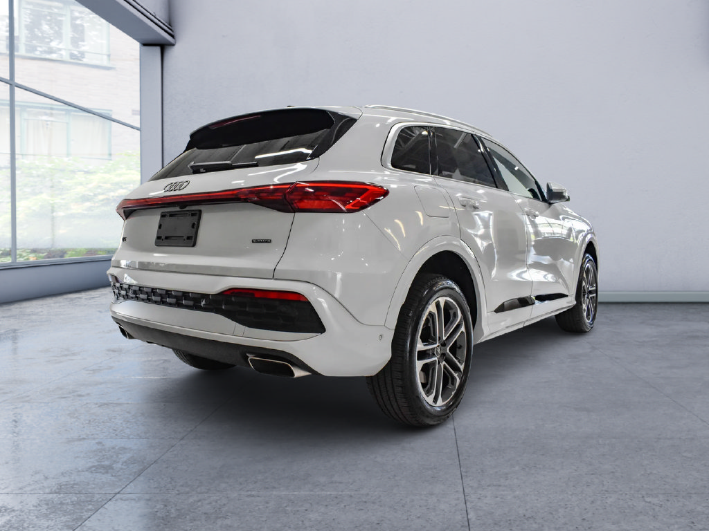 Used 2025 Audi Q5 Premium AWD/4WD image 7