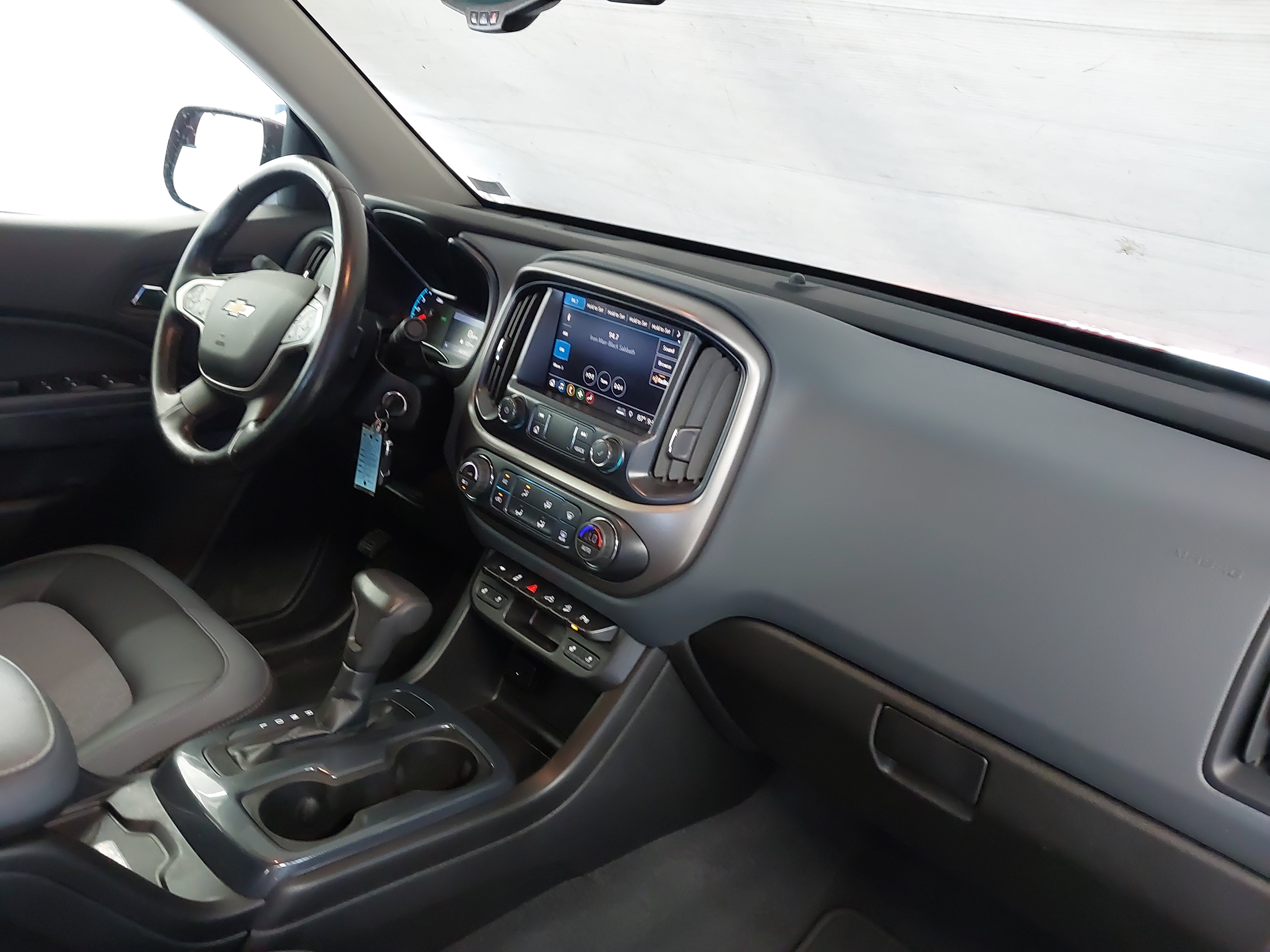 Used 2020 Chevrolet Colorado Z71 AWD/4WD image 29