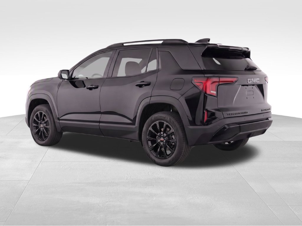 Used 2026 GMC Terrain Elevation w/ Black Edition AWD/4WD image 3