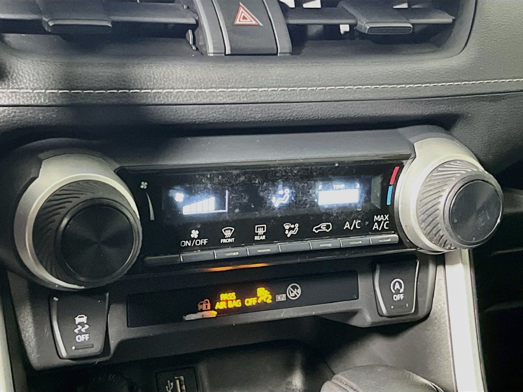 Used 2024 Toyota RAV4 LE FWD image 22