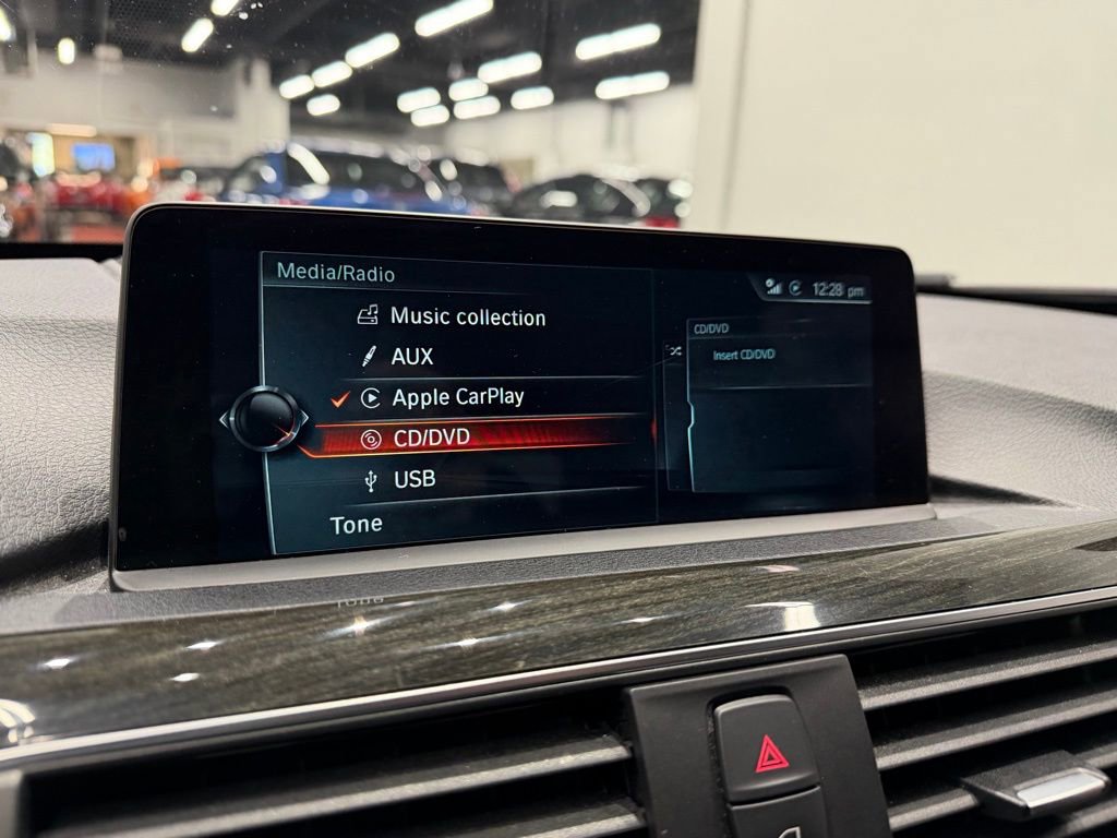 Used 2017 BMW 340i xDrive Sedan AWD/4WD image 46