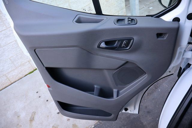 New 2025 Ford Transit 250 Low Roof image 17
