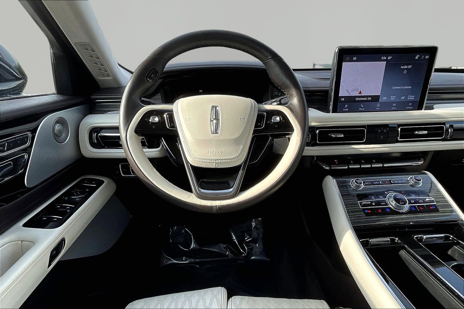 Used 2023 Lincoln Aviator Black Label Grand Touring AWD/4WD image 8