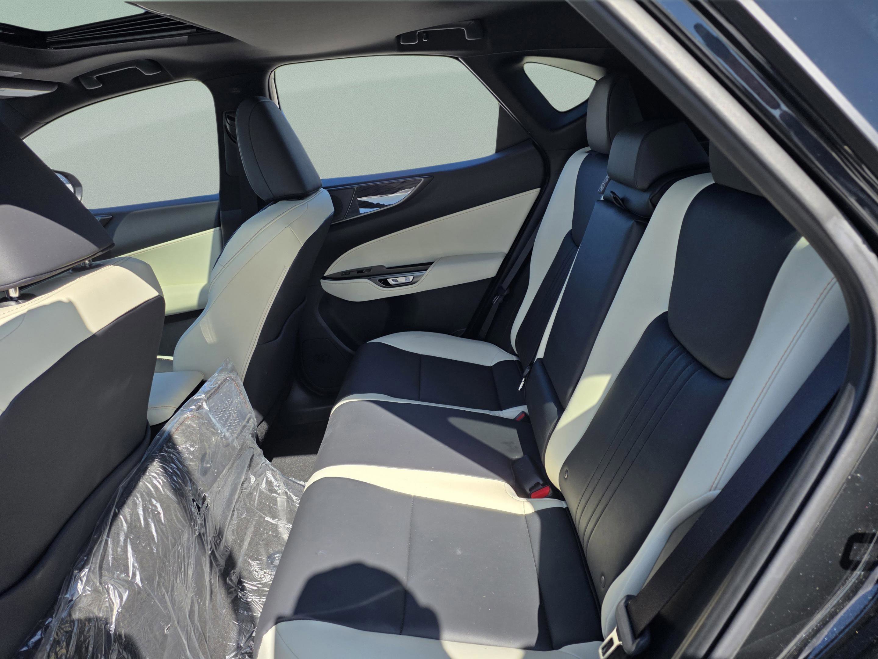 Certified 2024 Lexus NX 350h AWD image 16