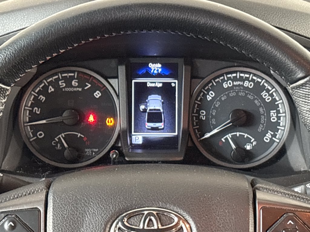 Used 2023 Toyota Tacoma TRD Off-Road AWD/4WD image 22