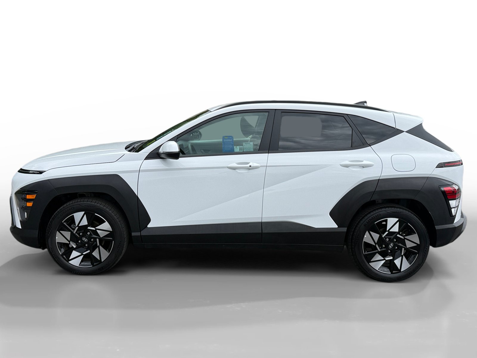 Certified 2025 Hyundai Kona SEL FWD image 2