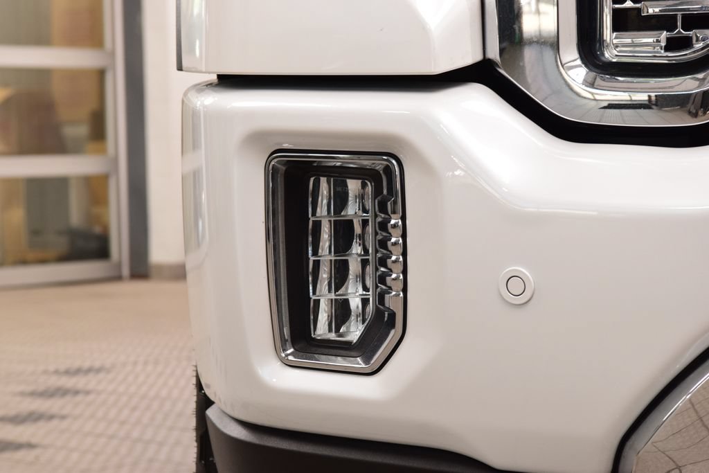 Used 2023 GMC Sierra 3500 Denali w/ Denali Ultimate Package AWD/4WD image 14
