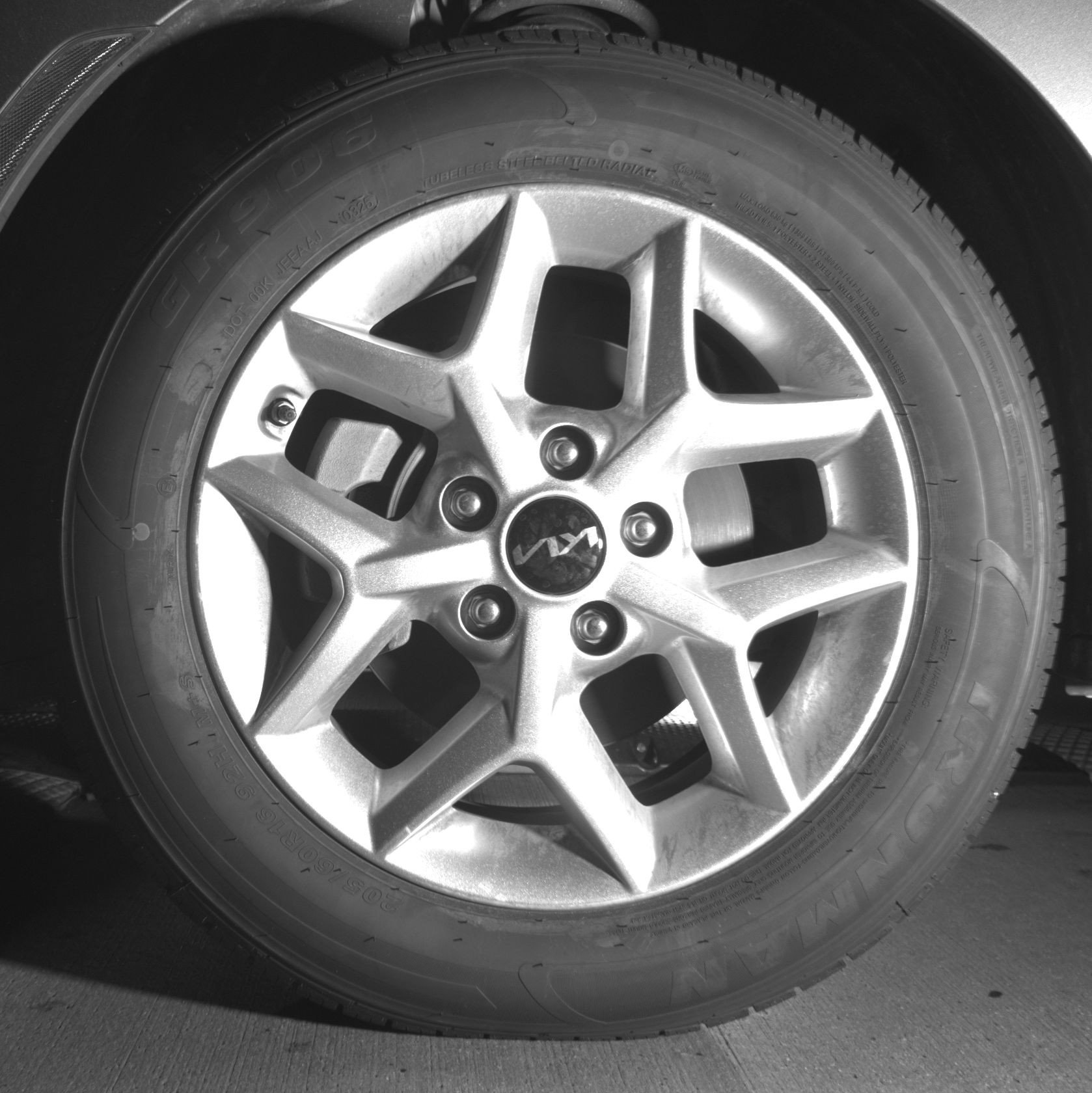 Used 2025 Kia Soul LX w/ LX Technology Package FWD image 12