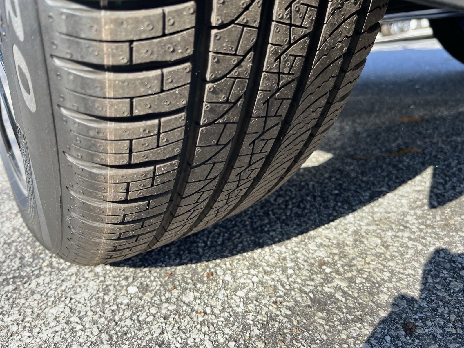 New 2025 Volvo XC40 B5 Ultra w/ Protection Package Premier image 12