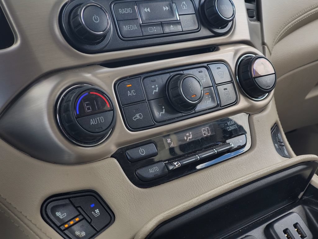 Used 2019 GMC Yukon Denali w/ Denali Ultimate Package AWD/4WD image 30