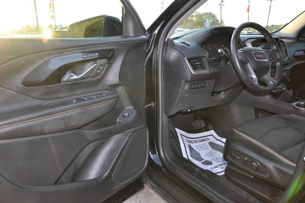 Used 2022 GMC Terrain AT4 w/ Tech Package image 10