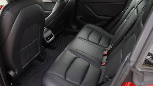 Used 2022 Tesla Model 3 RWD image 12