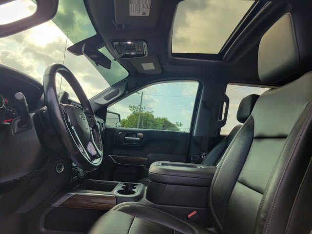 Used 2020 Chevrolet Silverado 1500 LT Trail Boss AWD/4WD image 11