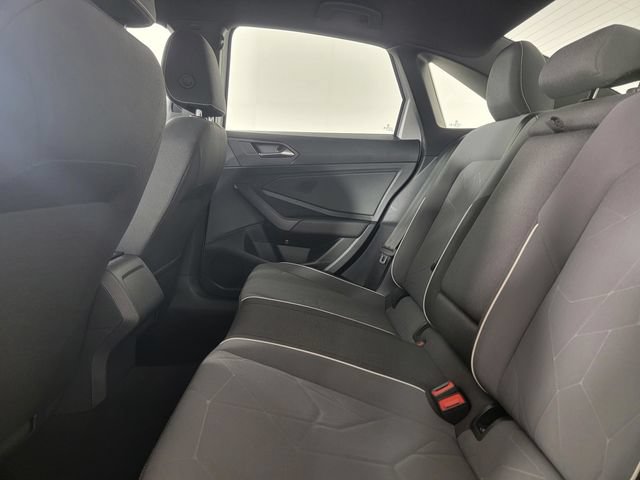 Used 2025 Volkswagen Jetta Sport FWD image 14