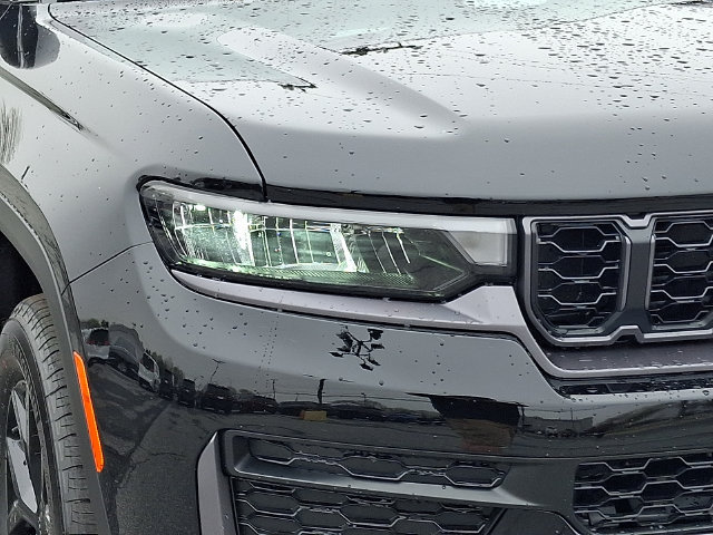 New 2026 Jeep Grand Cherokee Altitude AWD/4WD image 8