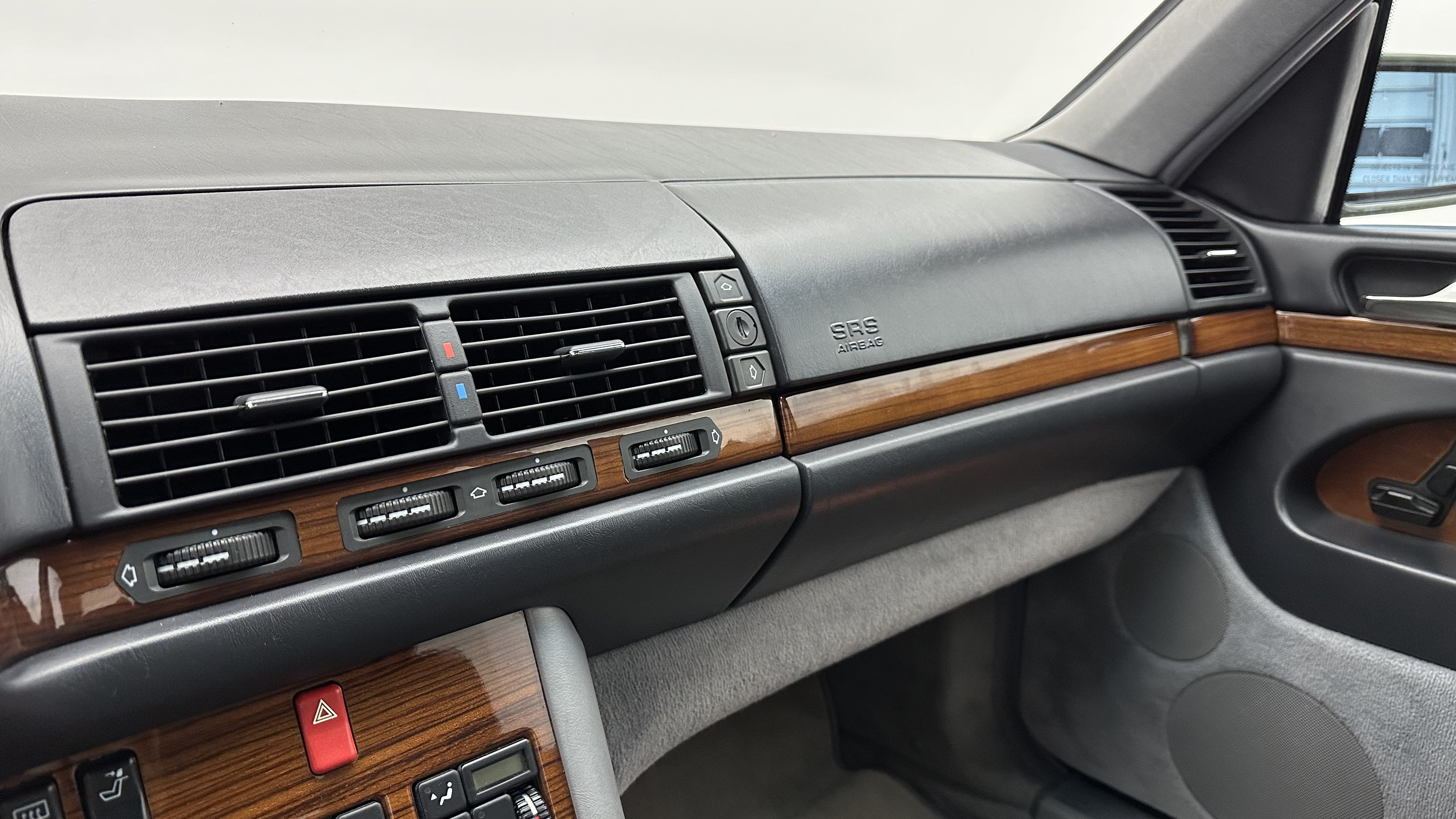 Used 1992 Mercedes-Benz 300 SE image 12