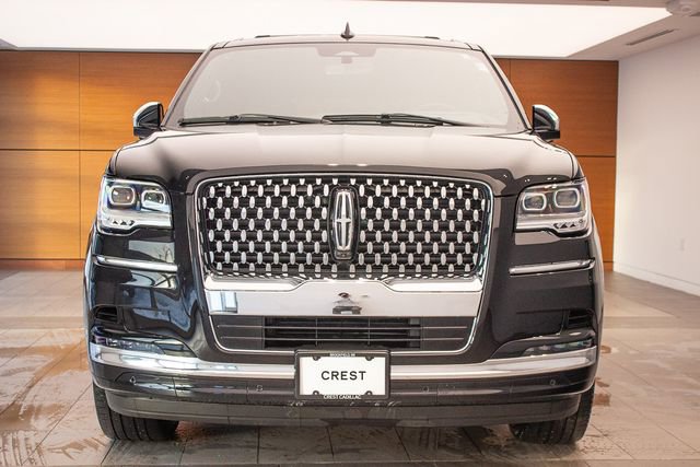 Used 2024 Lincoln Navigator Black Label image 2