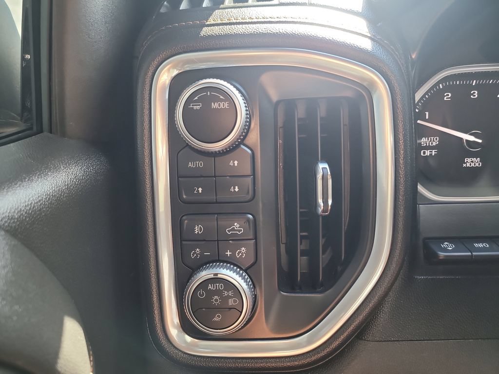 Used 2020 GMC Sierra 1500 AT4 w/ AT4 Premium Package AWD/4WD image 35