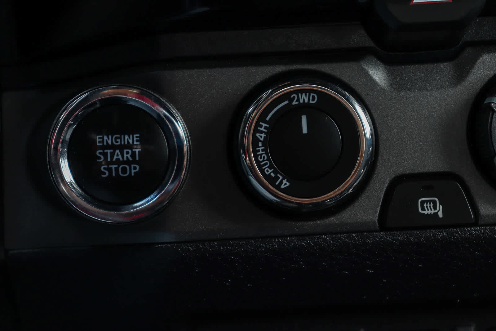 Used 2018 Toyota Tacoma TRD Sport w/ Technology Package image 30