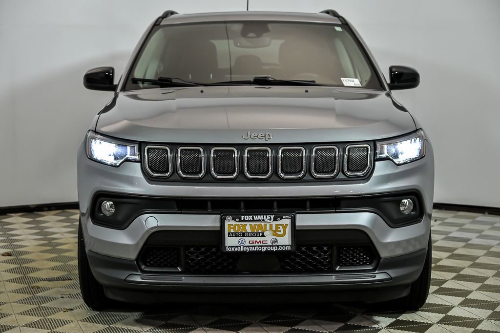 Used 2022 Jeep Compass Latitude w/ Sun and Sound Group image 4