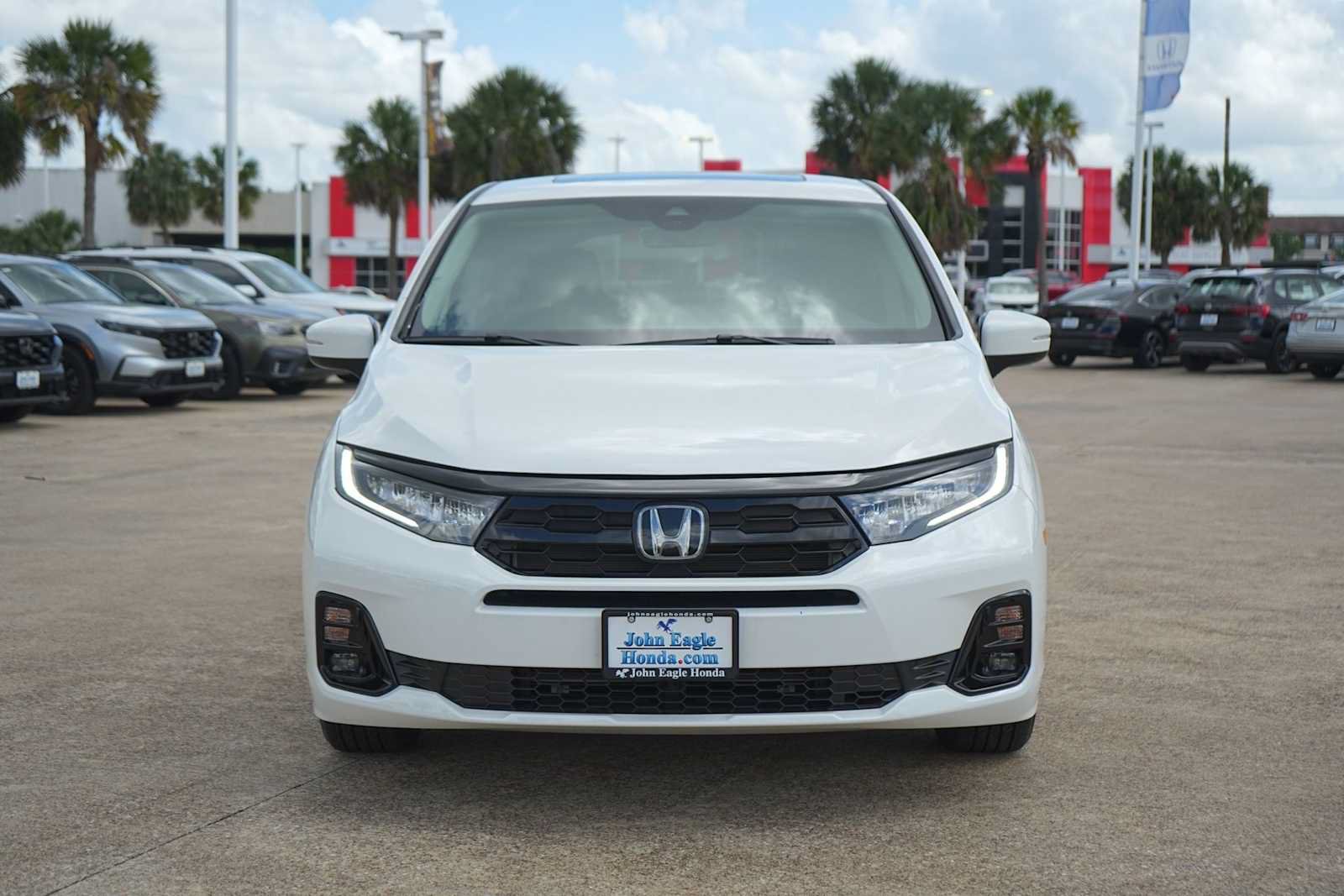 Used 2026 Honda Odyssey Elite image 6