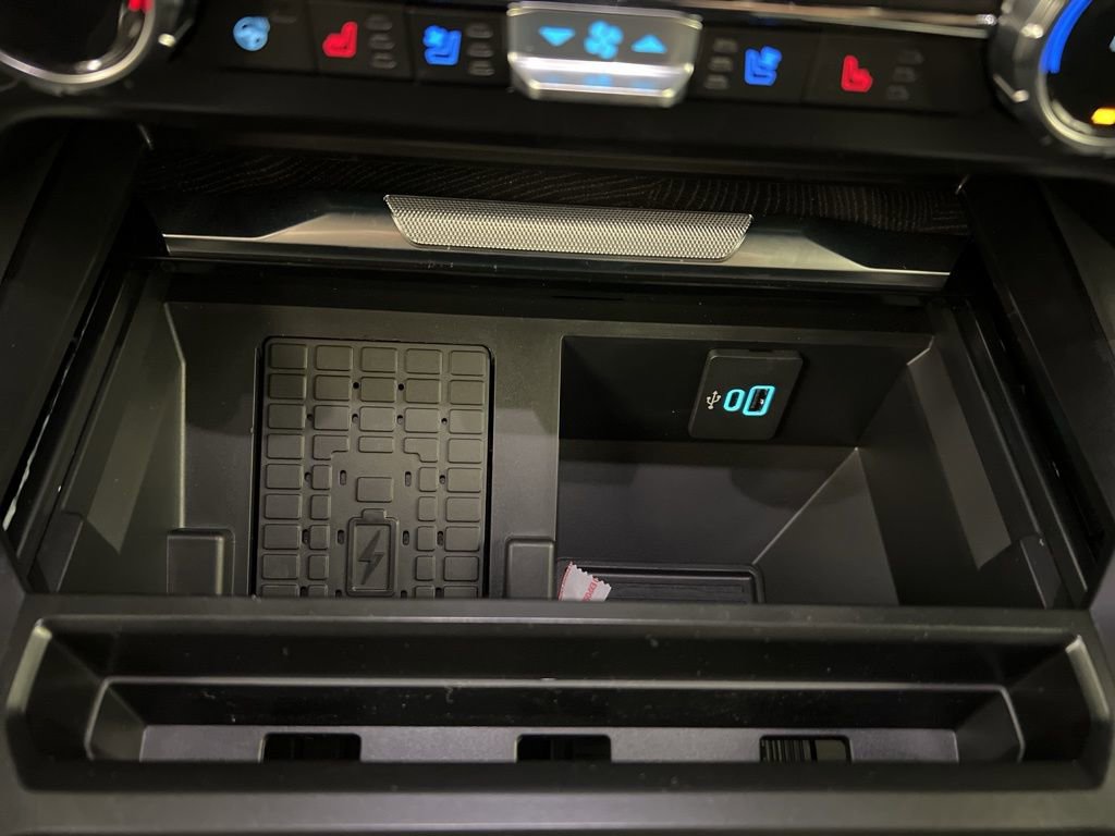 New 2025 Ford F250 Platinum image 15