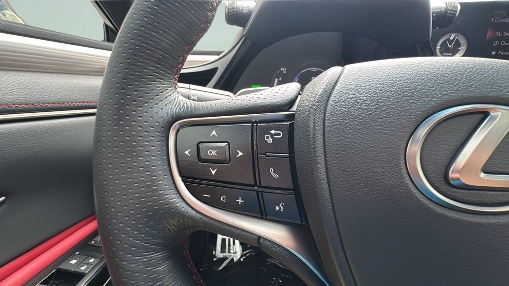 Used 2022 Lexus ES 300h F Sport w/ Accessory Package 2 FWD image 20
