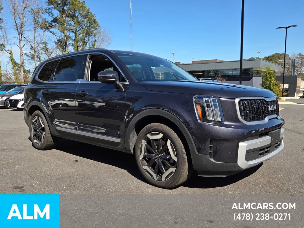 Used 2025 Kia Telluride EX image 17