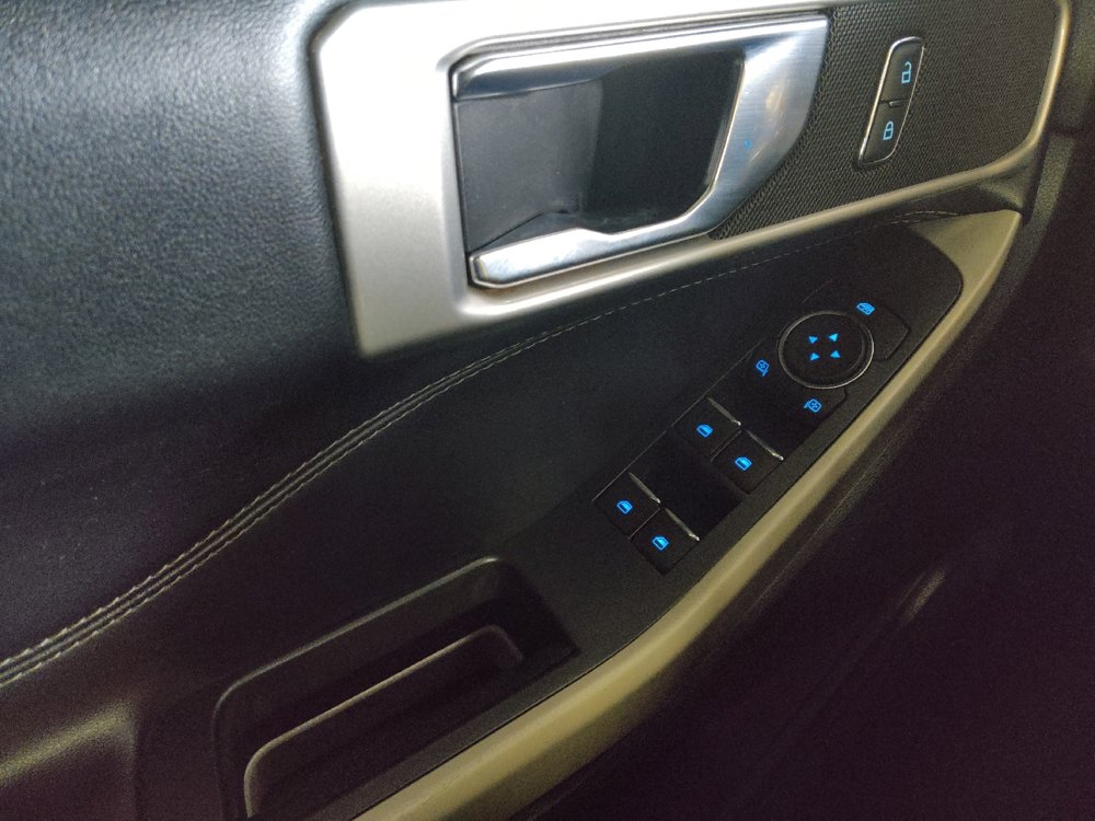 Used 2022 Ford Explorer XLT w/ Class IV Trailer Tow Package image 27