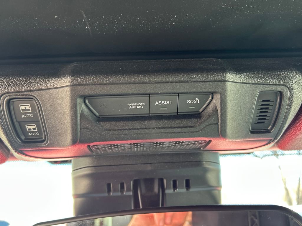 Used 2024 Jeep Wrangler Unlimited w/ Convenience Group image 35