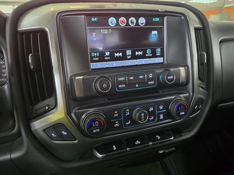 Used 2018 Chevrolet Silverado 1500 LT w/ All Star Edition AWD/4WD image 24