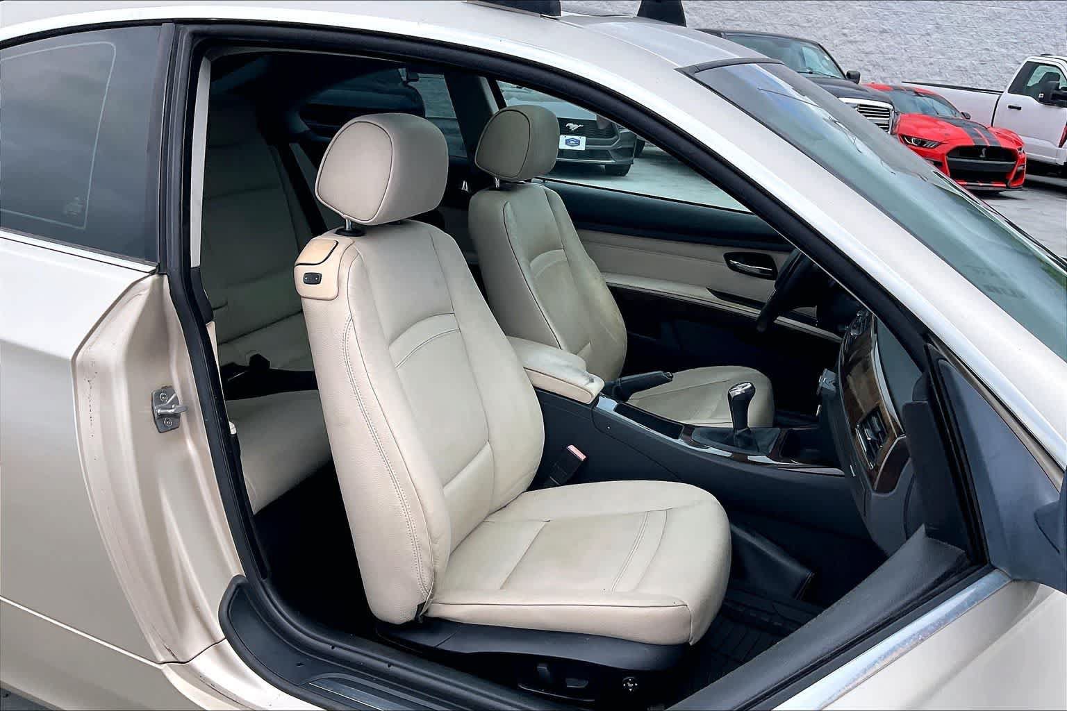Used 2012 BMW 328i Coupe RWD image 12