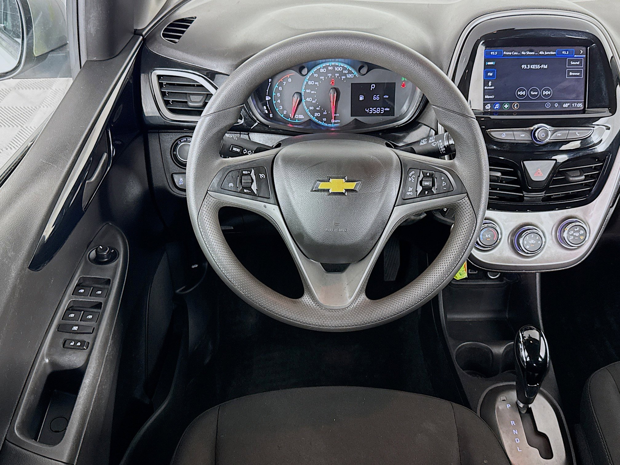 Used 2020 Chevrolet Spark LT image 16