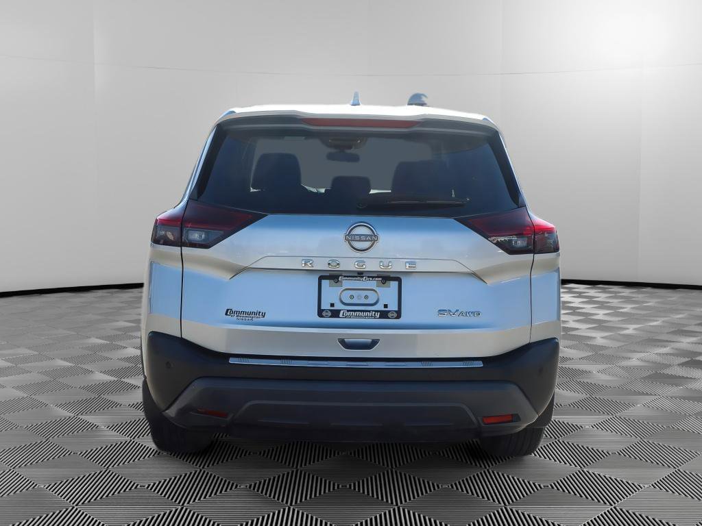 Used 2023 Nissan Rogue SV image 6
