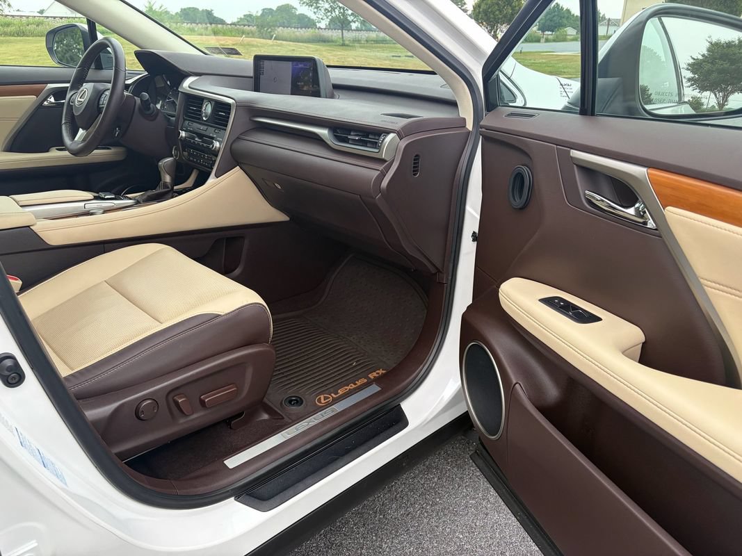Used 2016 Lexus RX 350 AWD w/ Premium Package image 14