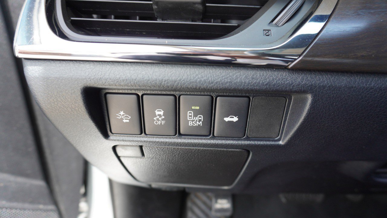 Used 2018 Toyota Avalon XLE Premium FWD image 21