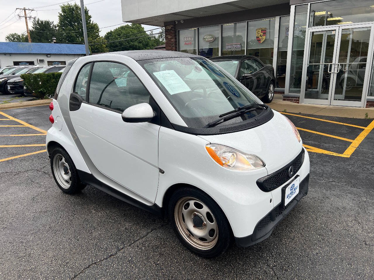 Used 2015 smart fortwo pure RWD image 5