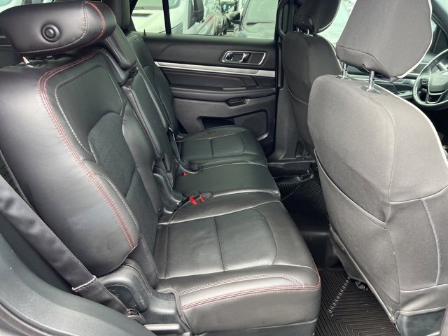 Used 2018 Ford Explorer Sport w/ Equipment Group 401A image 7