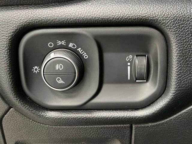 Used 2021 RAM 1500 Big Horn AWD/4WD image 29