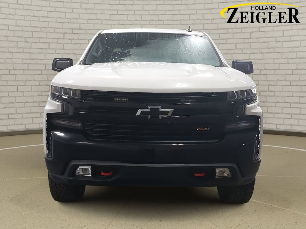 Used 2021 Chevrolet Silverado 1500 LT Trail Boss w/ Convenience Package II image 2