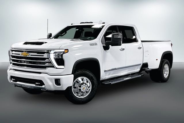 New 2026 Chevrolet Silverado 3500 High Country AWD/4WD image 2