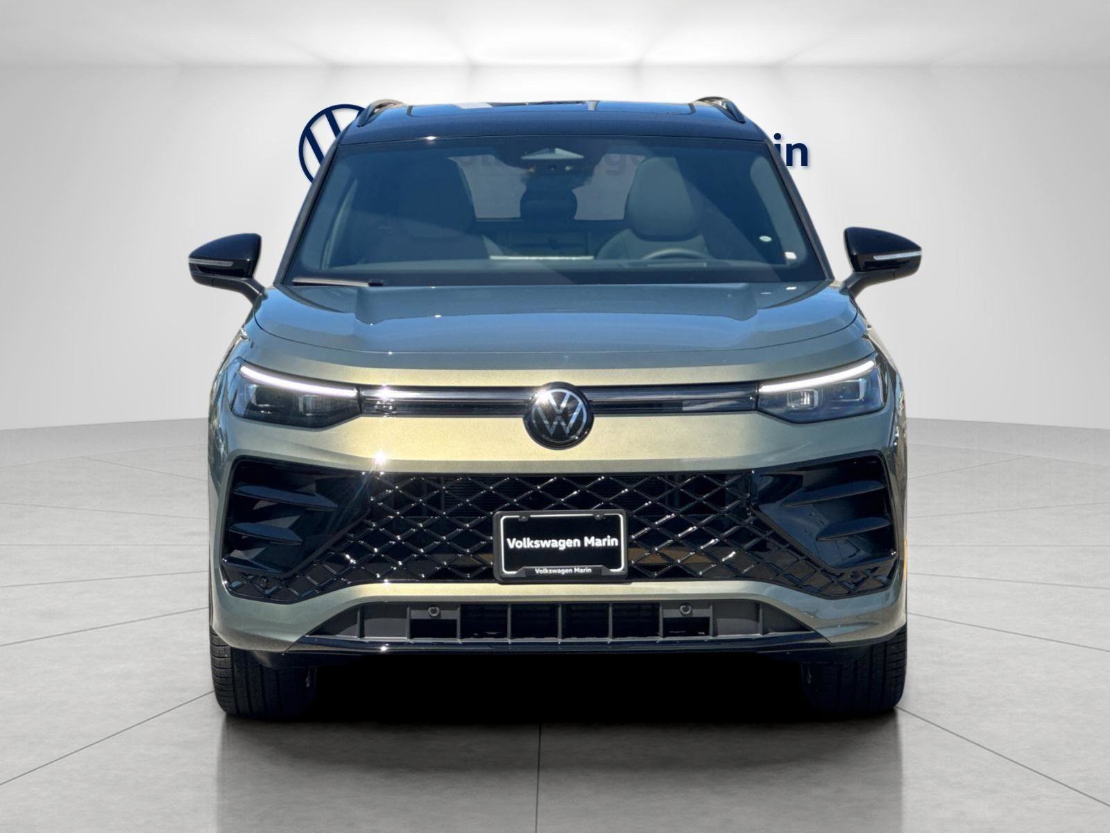 New 2026 Volkswagen Tiguan SE R-Line image 8