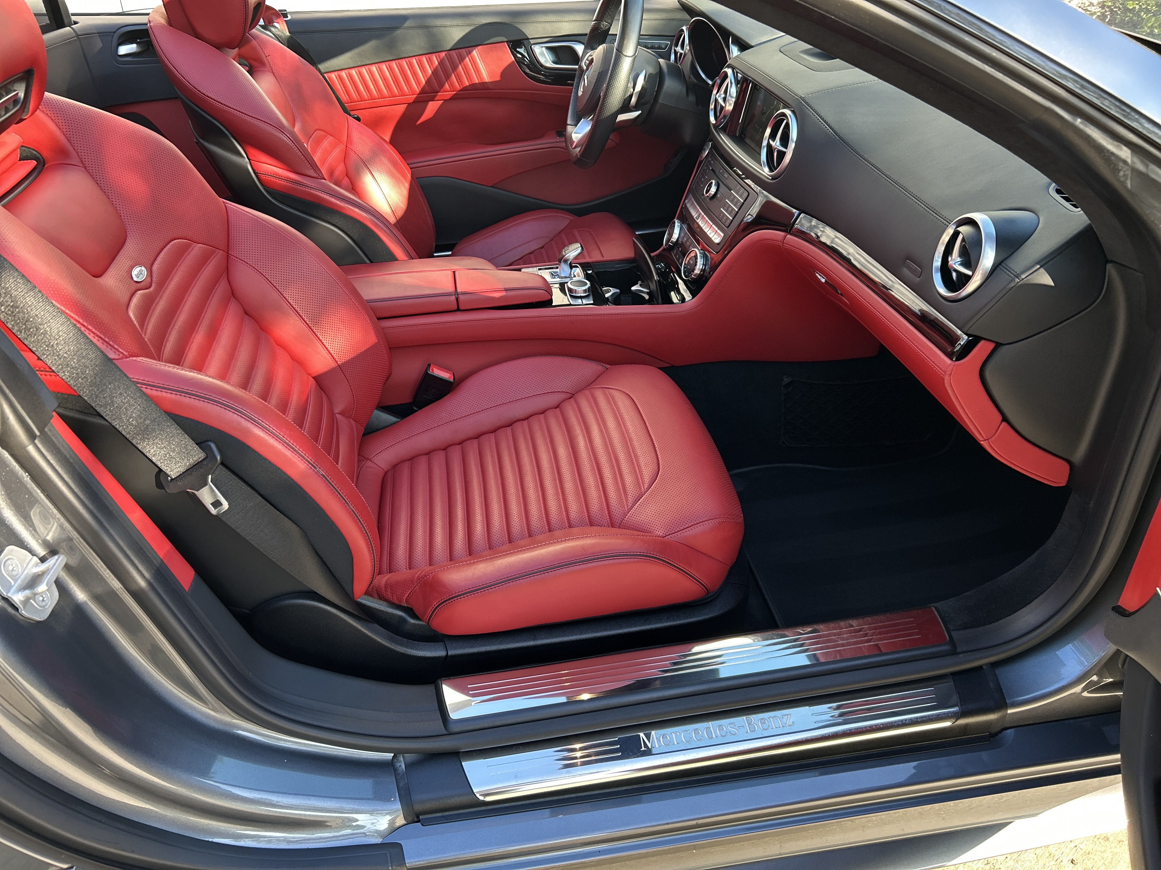 Used 2018 Mercedes-Benz SL 450 image 53