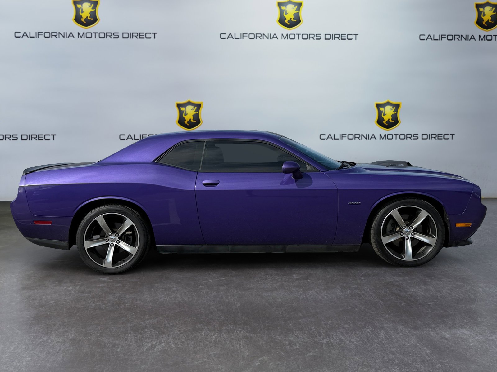 Used 2014 Dodge Challenger R/T image 6