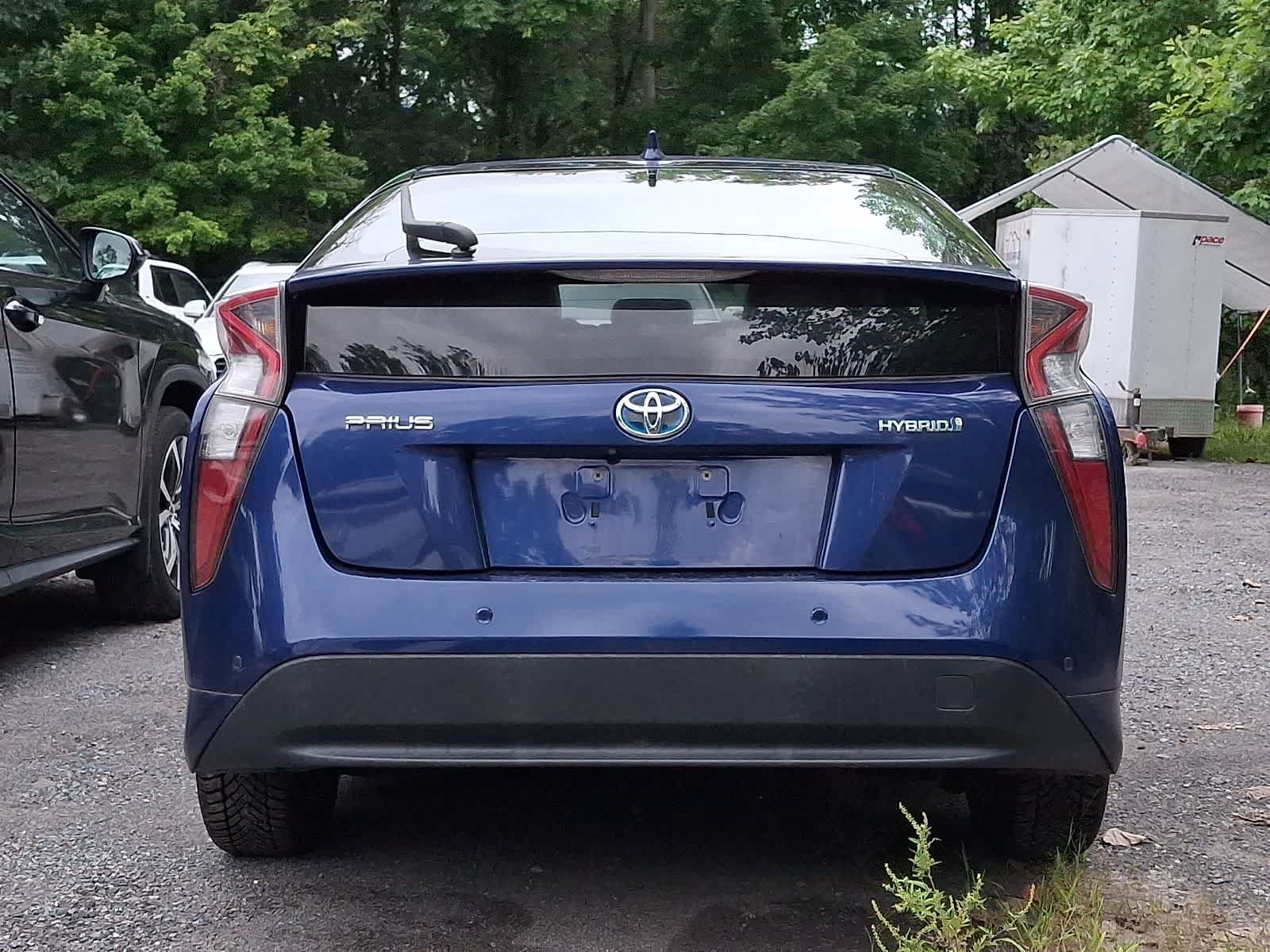 Used 2018 Toyota Prius Three FWD image 7
