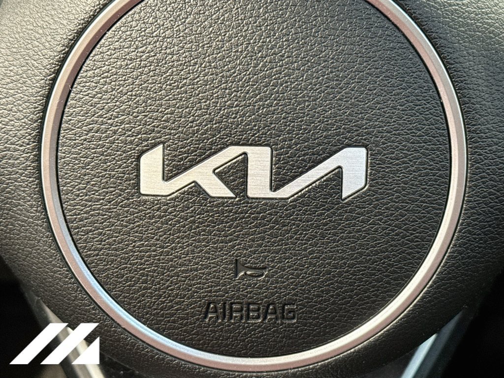 Used 2025 Kia Sportage X-Line w/ Premium Package AWD/4WD image 33