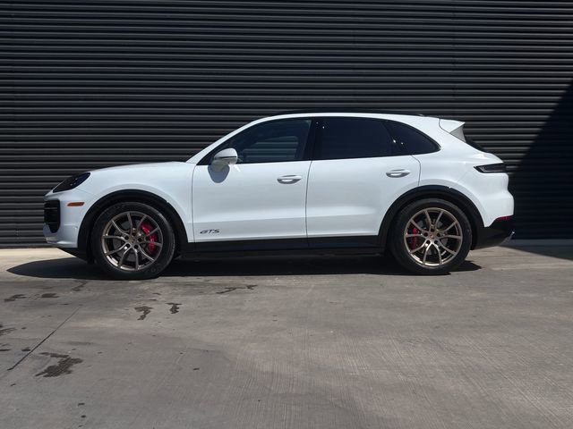 New 2026 Porsche Cayenne GTS image 2