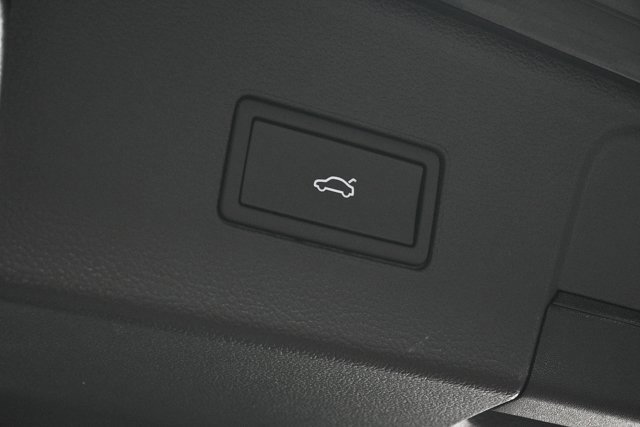 New 2026 Volkswagen Atlas SE image 27