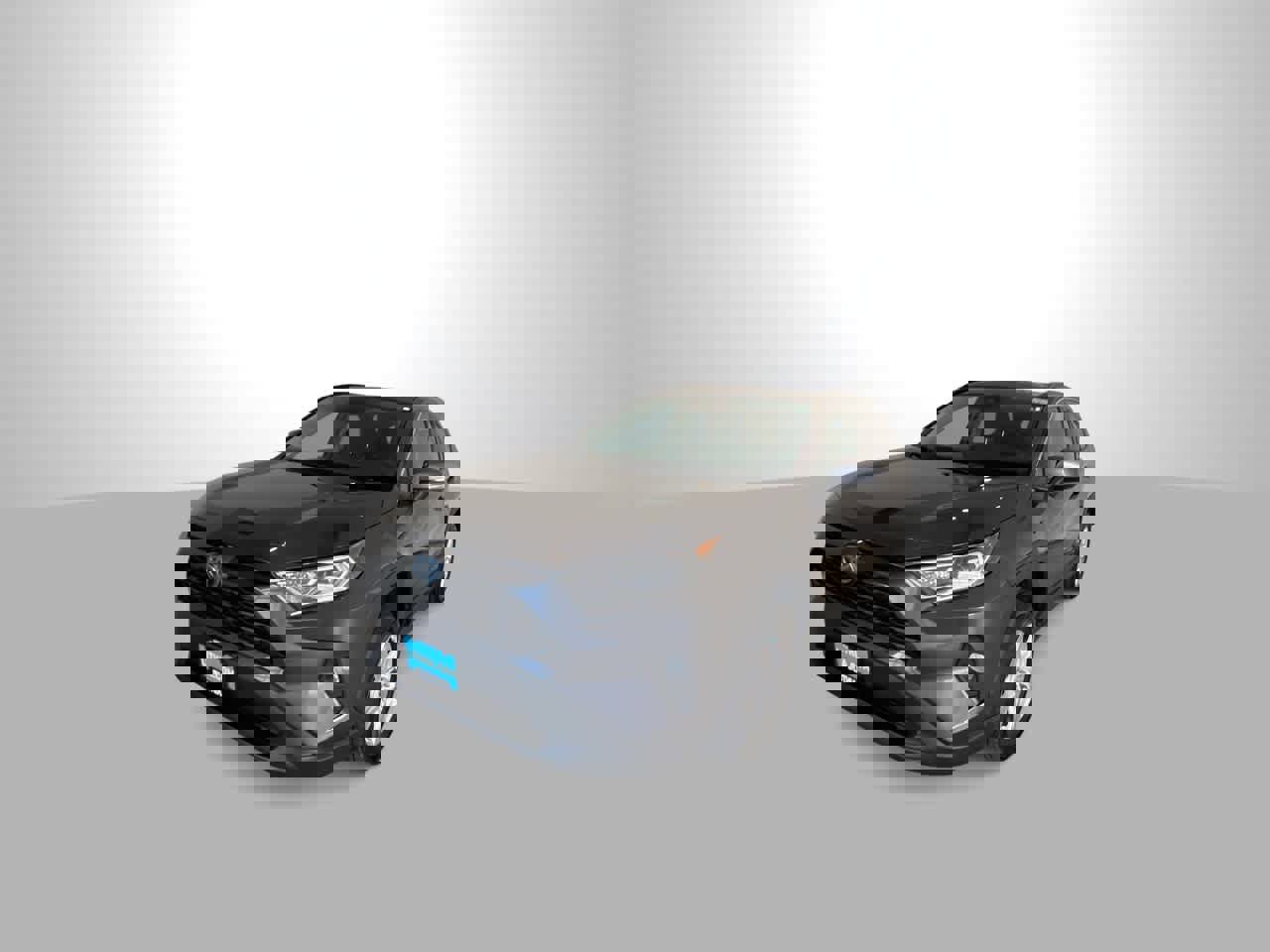 Used 2020 Toyota RAV4 XLE w/ Convenience Package image 4