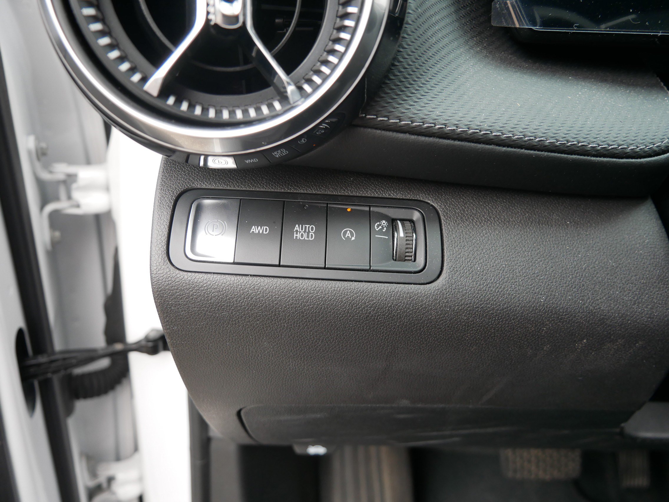 Used 2025 Chevrolet Equinox LT w/ Safety and Technology Package AWD/4WD image 26